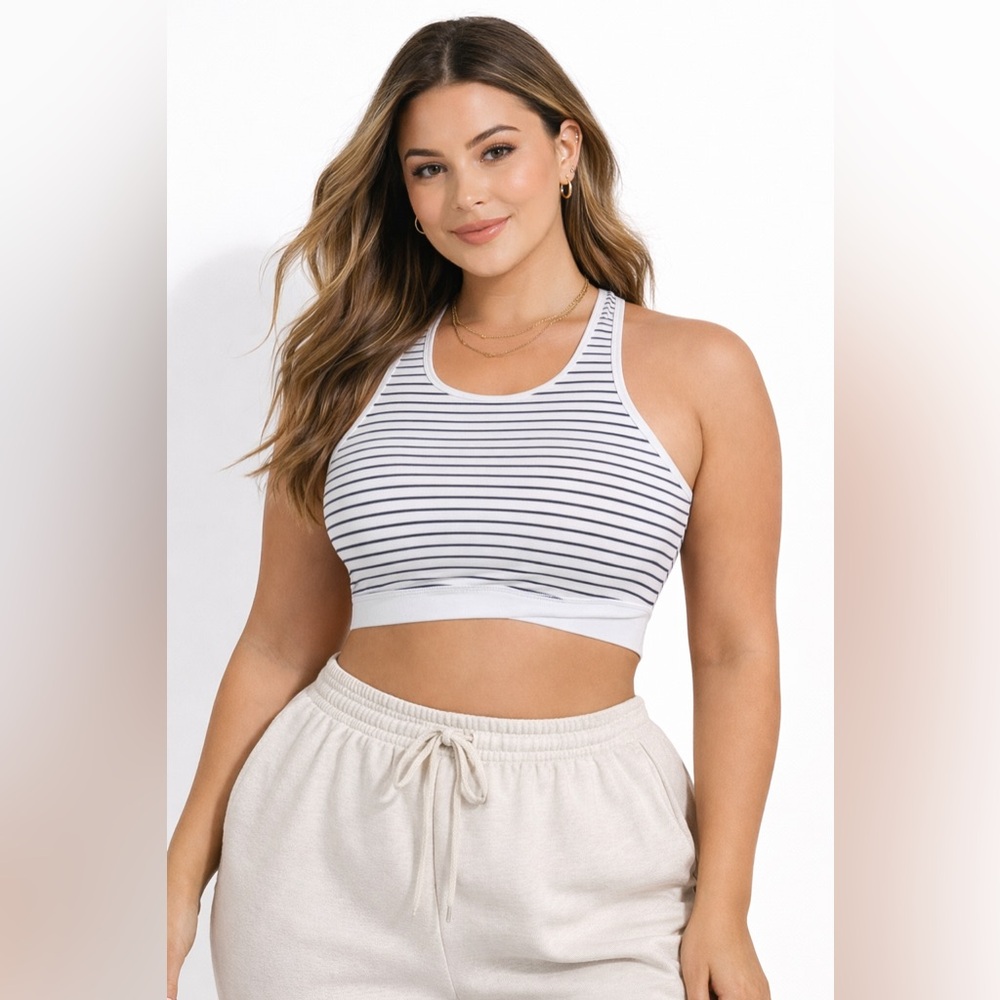 Striped Shelf-Lined Racerback‎ Sports Bra White & Black Size L